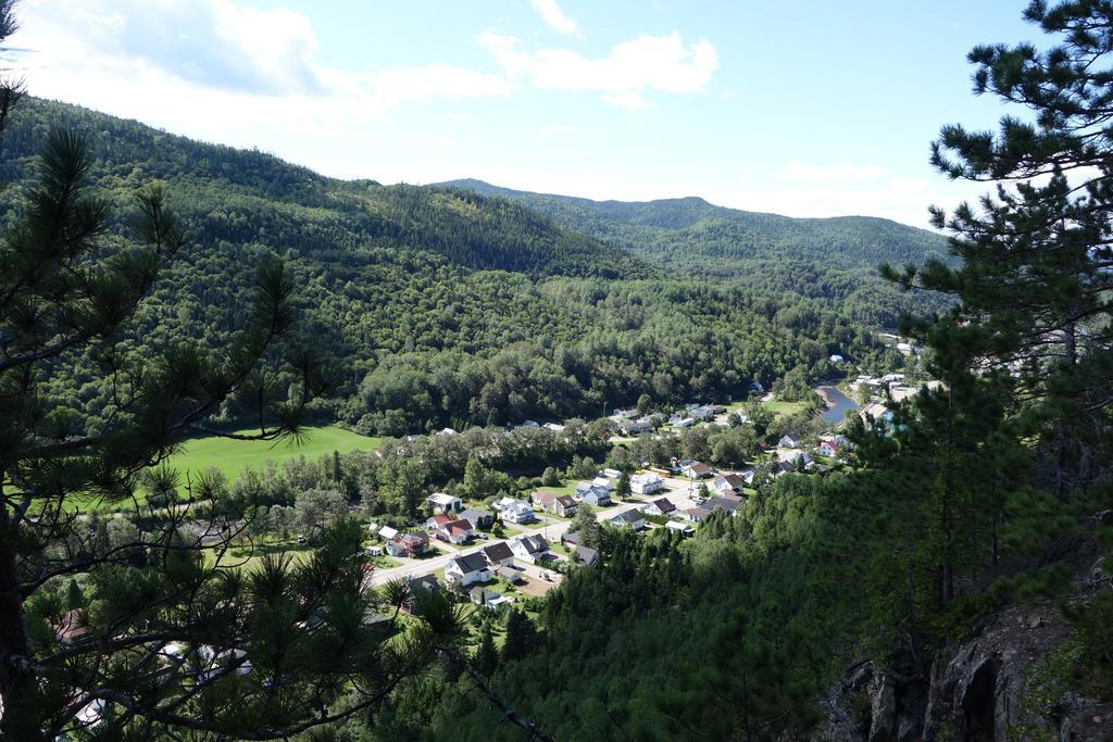 Residence Touristique Les Bouleaux Petit-Saguenay Exterior photo